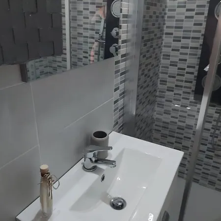 Piccolo Apartment Marotta